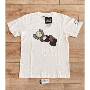 Kaws / Uniqlo Tokyo First Tee White Graphic T-Shirt Brand New